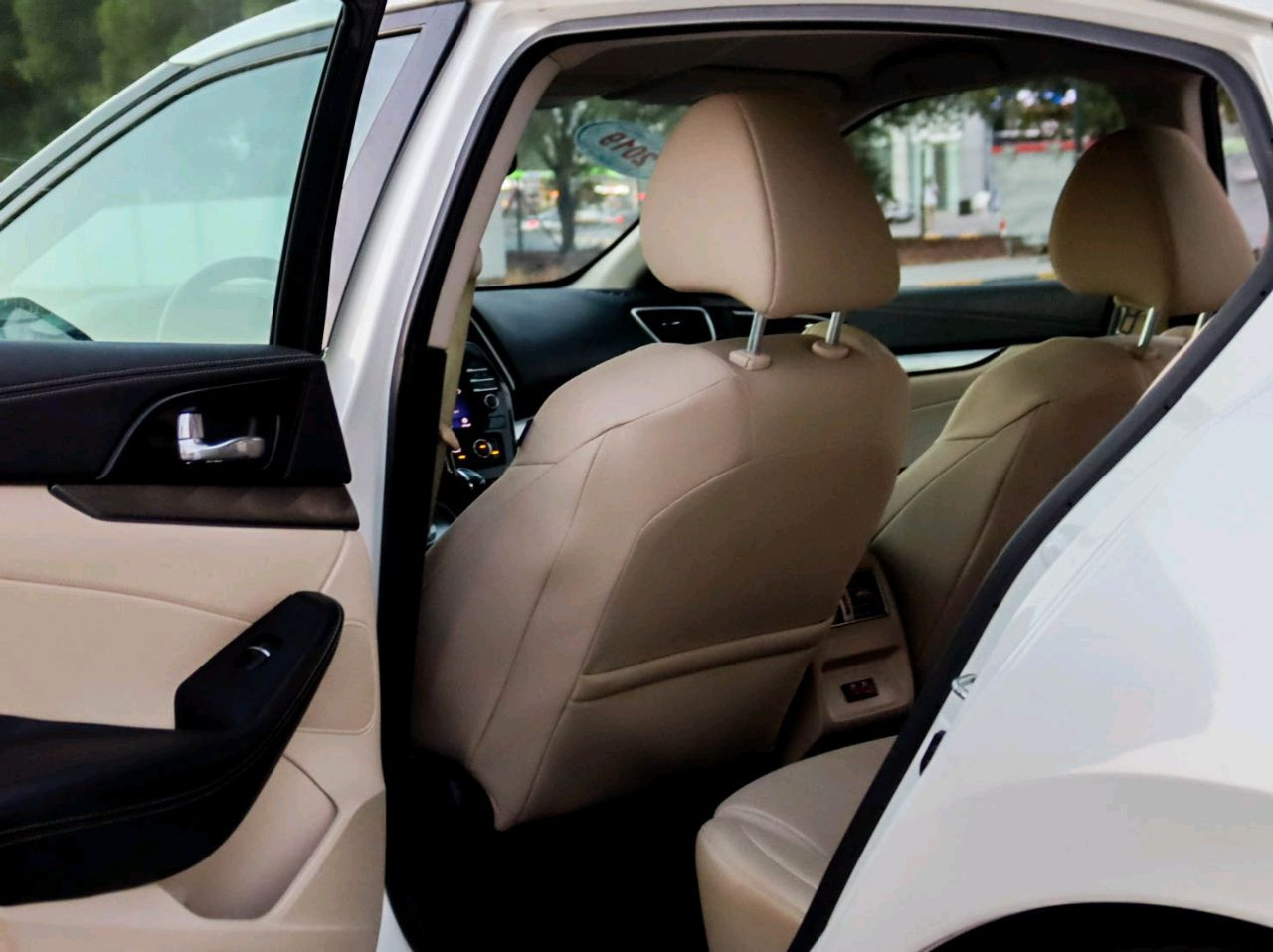 Nissan Maxima - Image 7