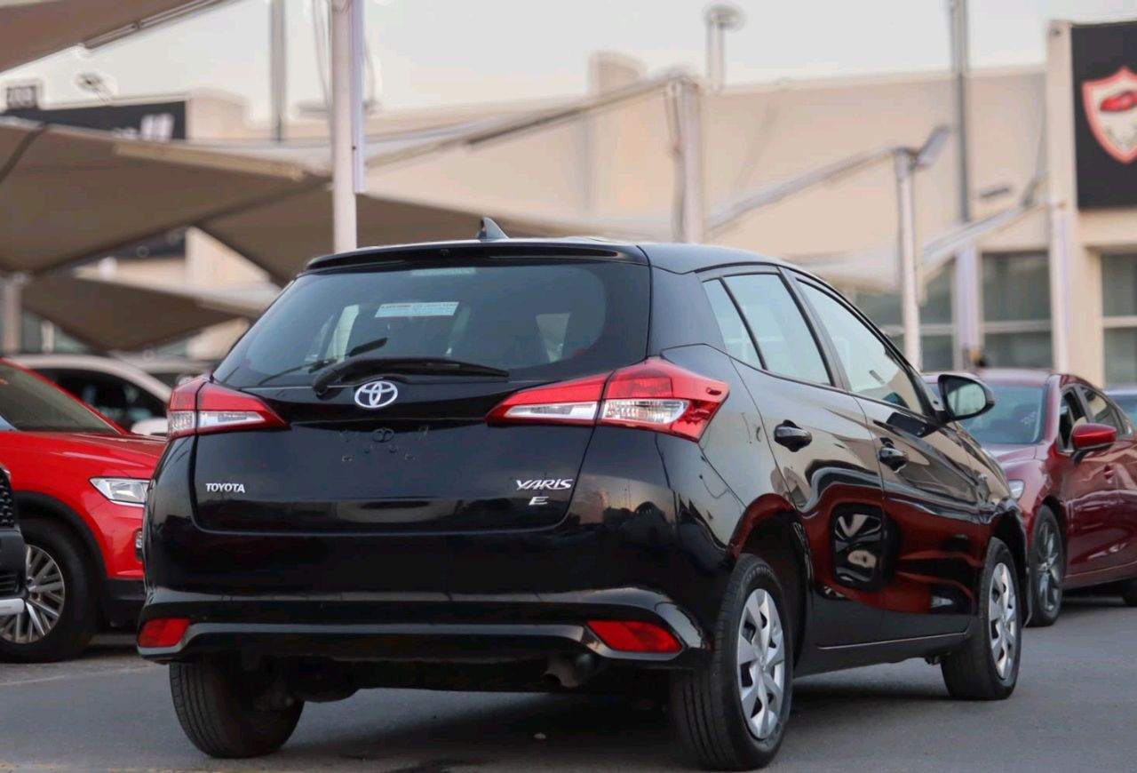 Toyota Yaris - Image 8