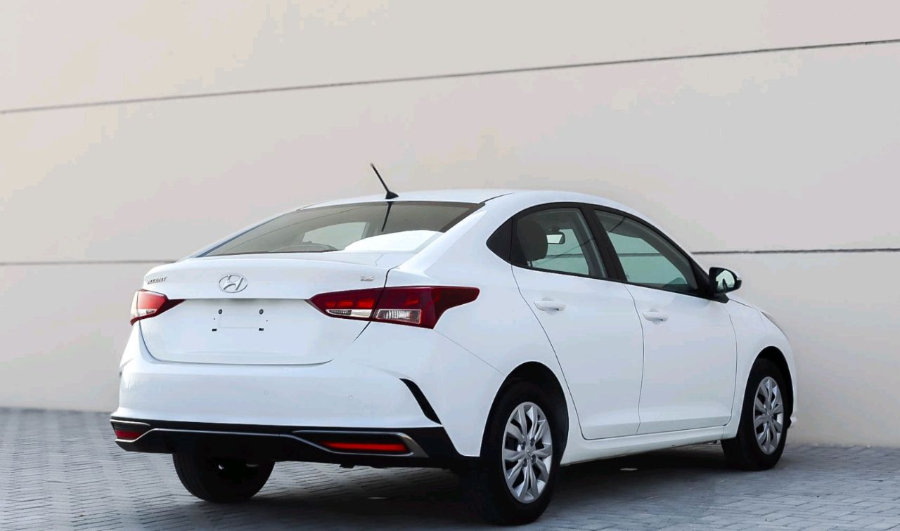 Hyundai Accent - Image 20