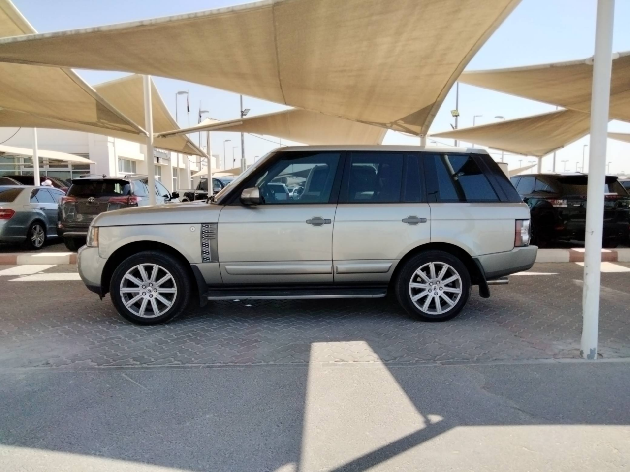 Range Rover Sport - Image 2