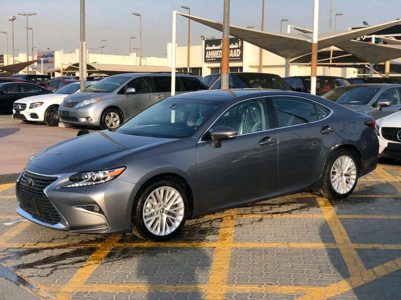 Lexus ES-Series - Image 4
