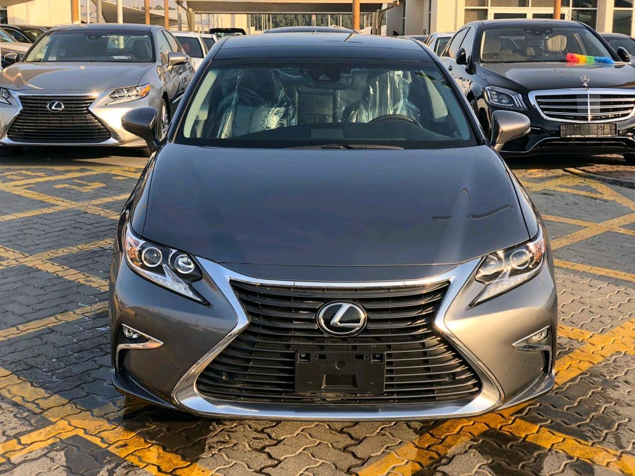 Lexus ES-Series - Image 3
