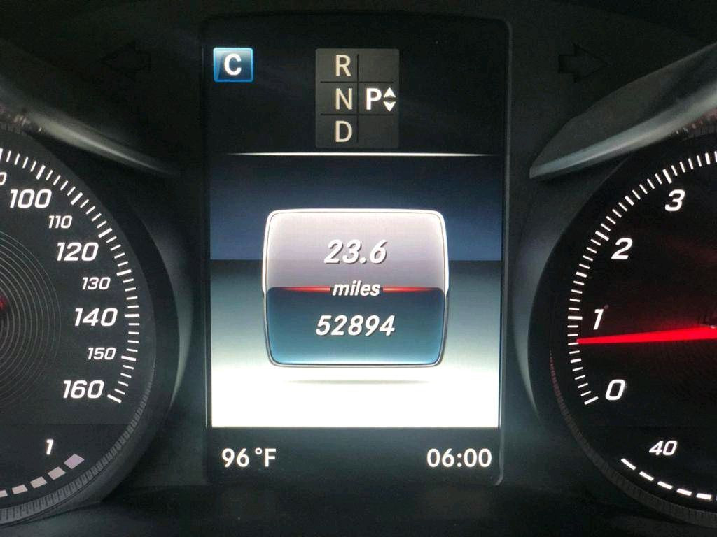 Mercedes Benz C-Class - Image 5