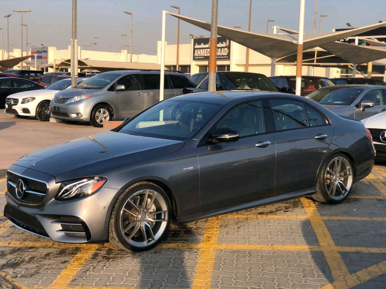 Mercedes Benz E-Class - Image 4