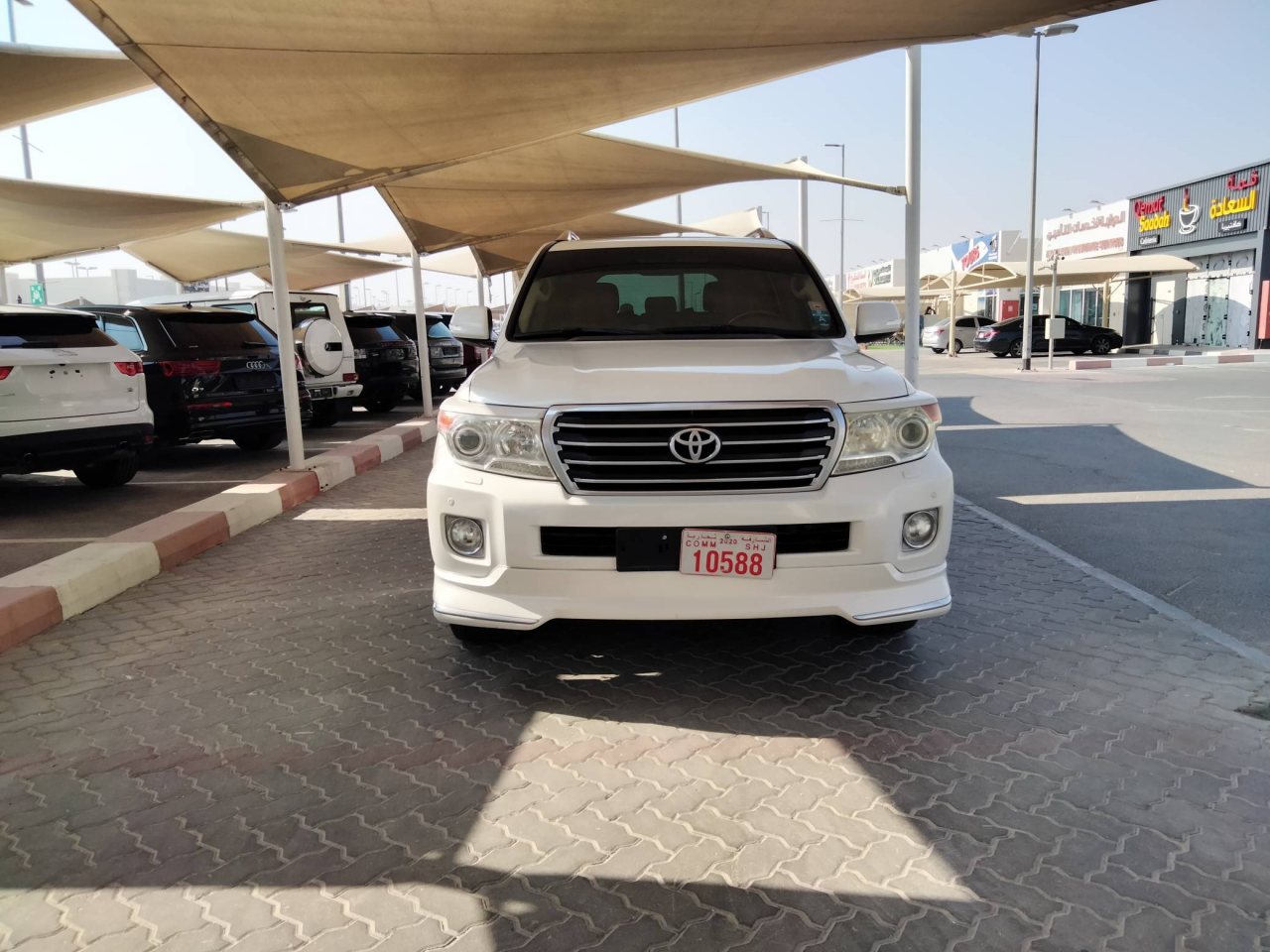 Toyota Land Cruiser - Image 6