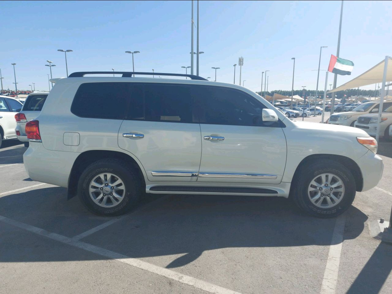 Toyota Land Cruiser - Image 2