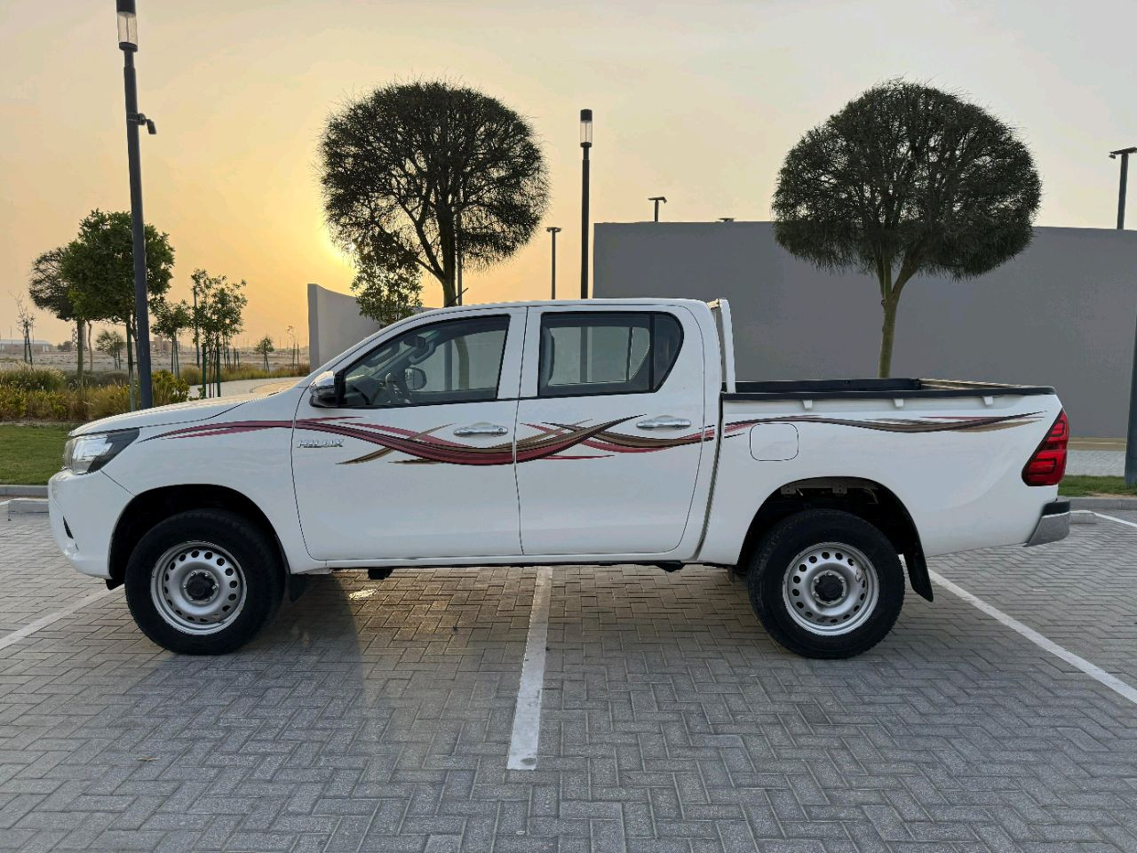 Toyota Hilux - Image 3