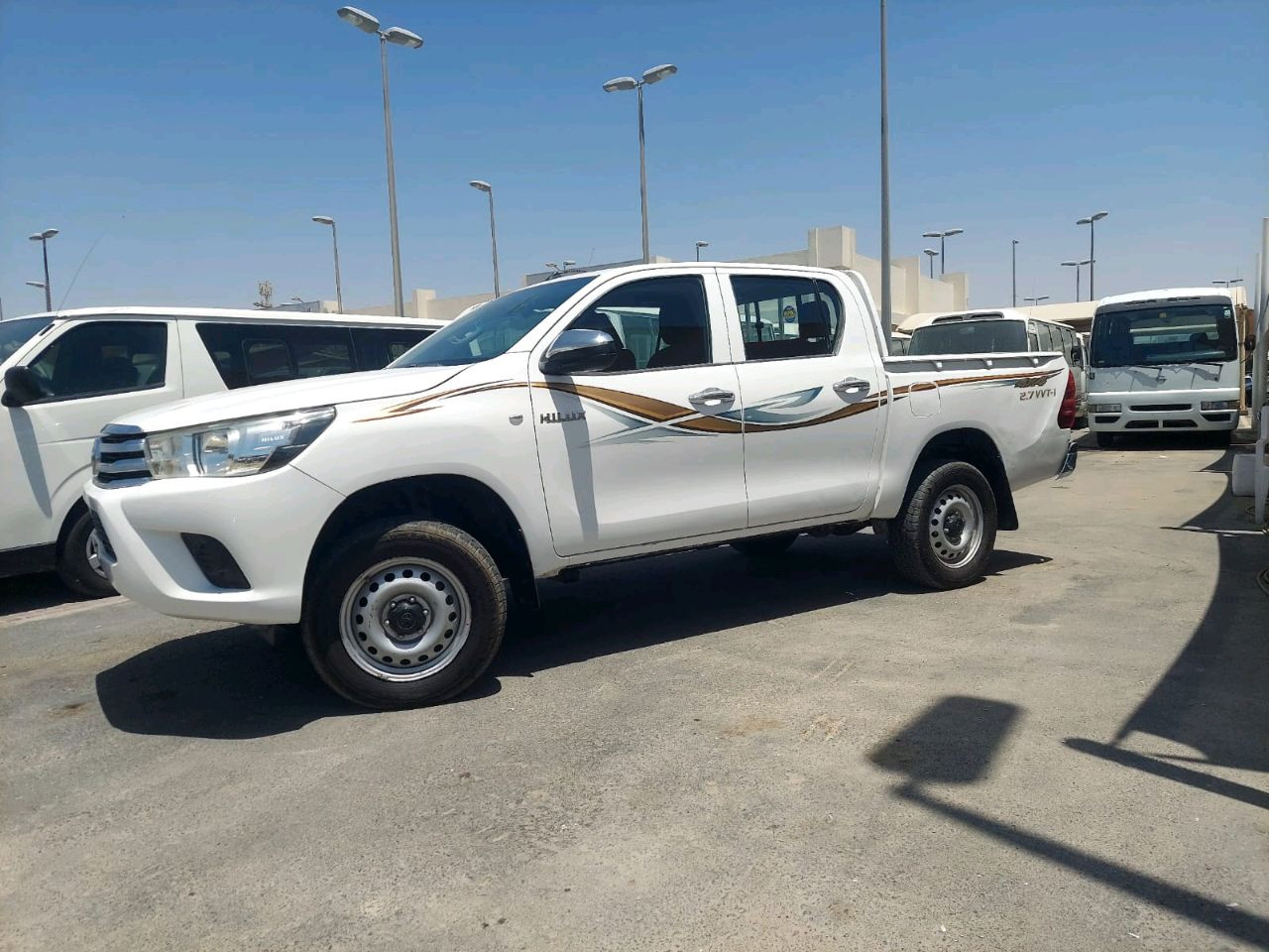 Toyota Hilux - Image 2