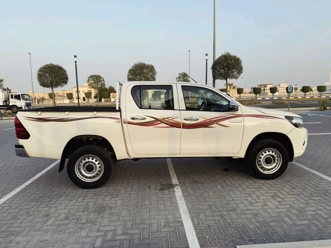 Toyota Hilux - Image 4