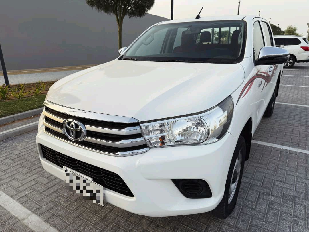 Toyota Hilux - Image 6