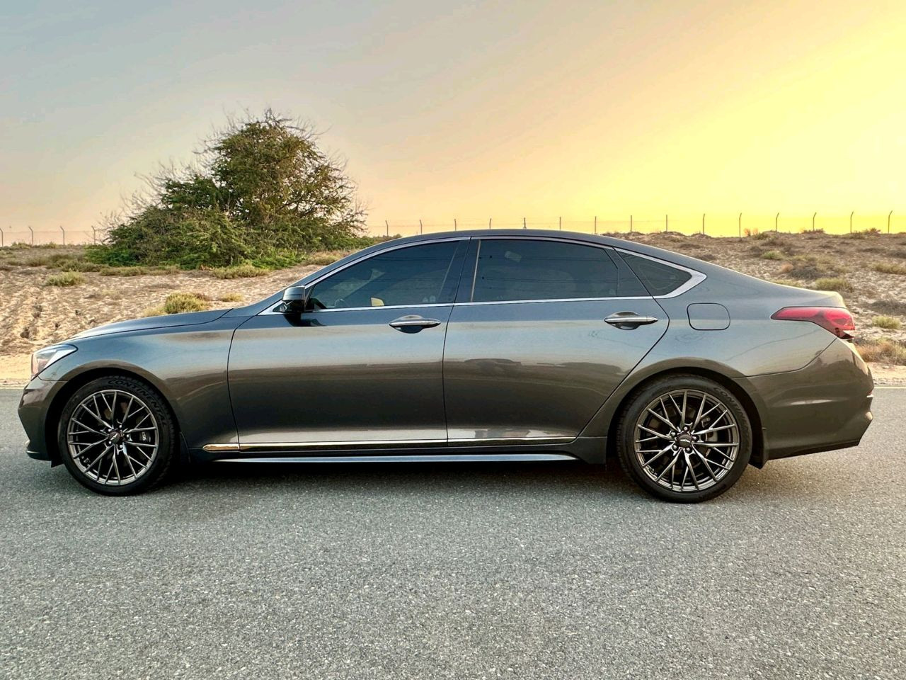 Genesis G 80 - Image 6