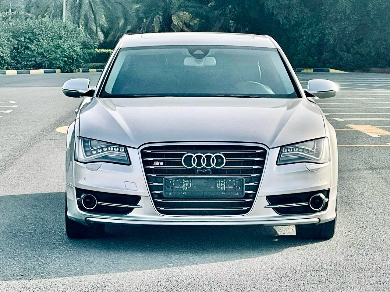 Audi S8 - Image 3