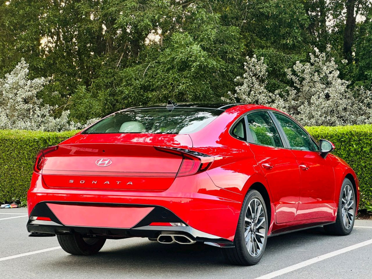 Hyundai Sonata - Image 11