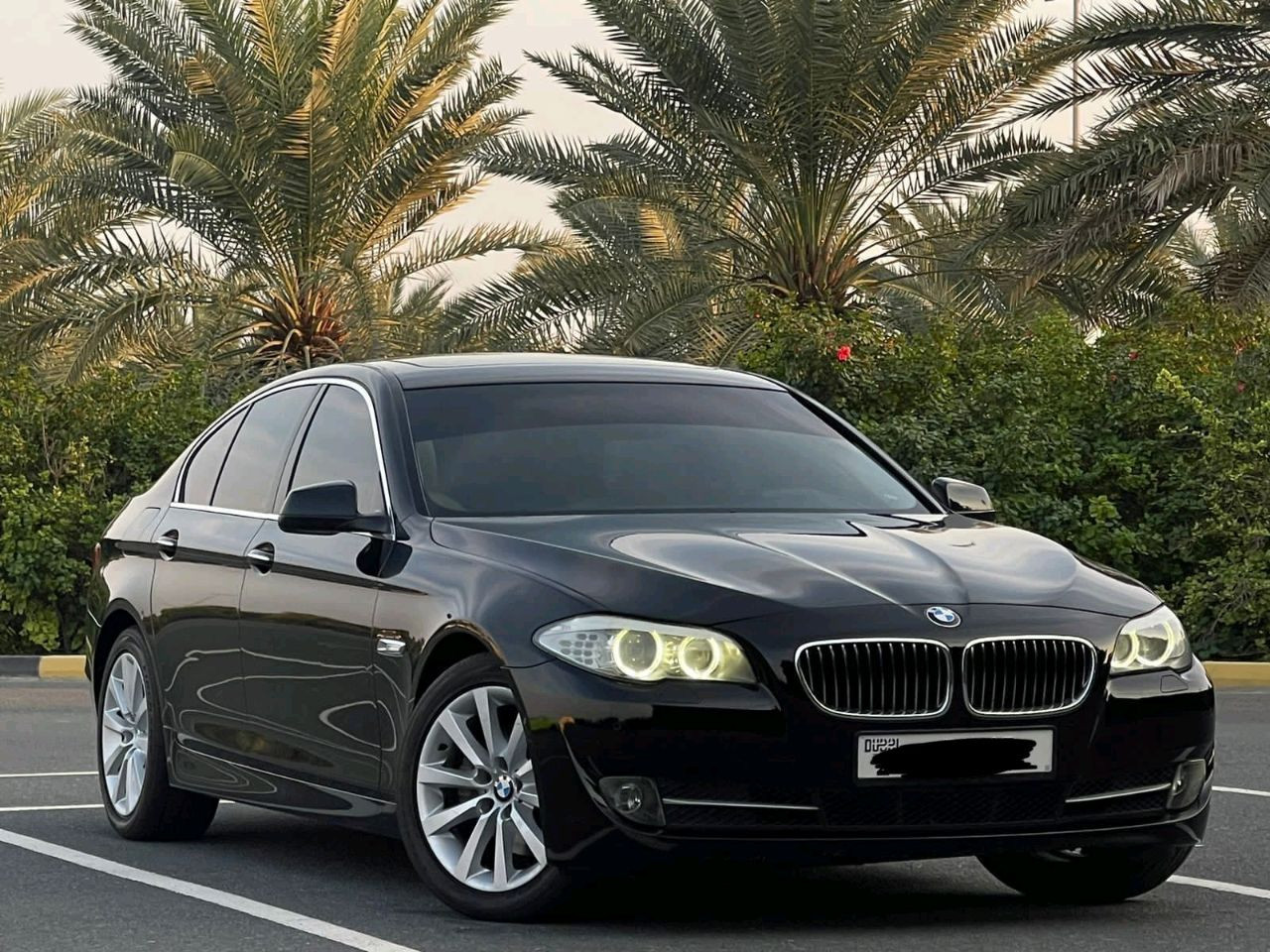 BMW 5-Series - Image 4
