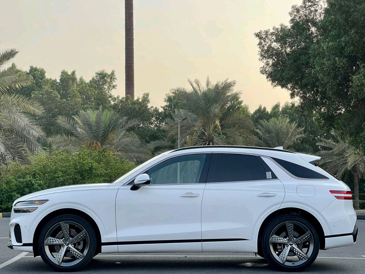 Genesis GV70 - Image 5