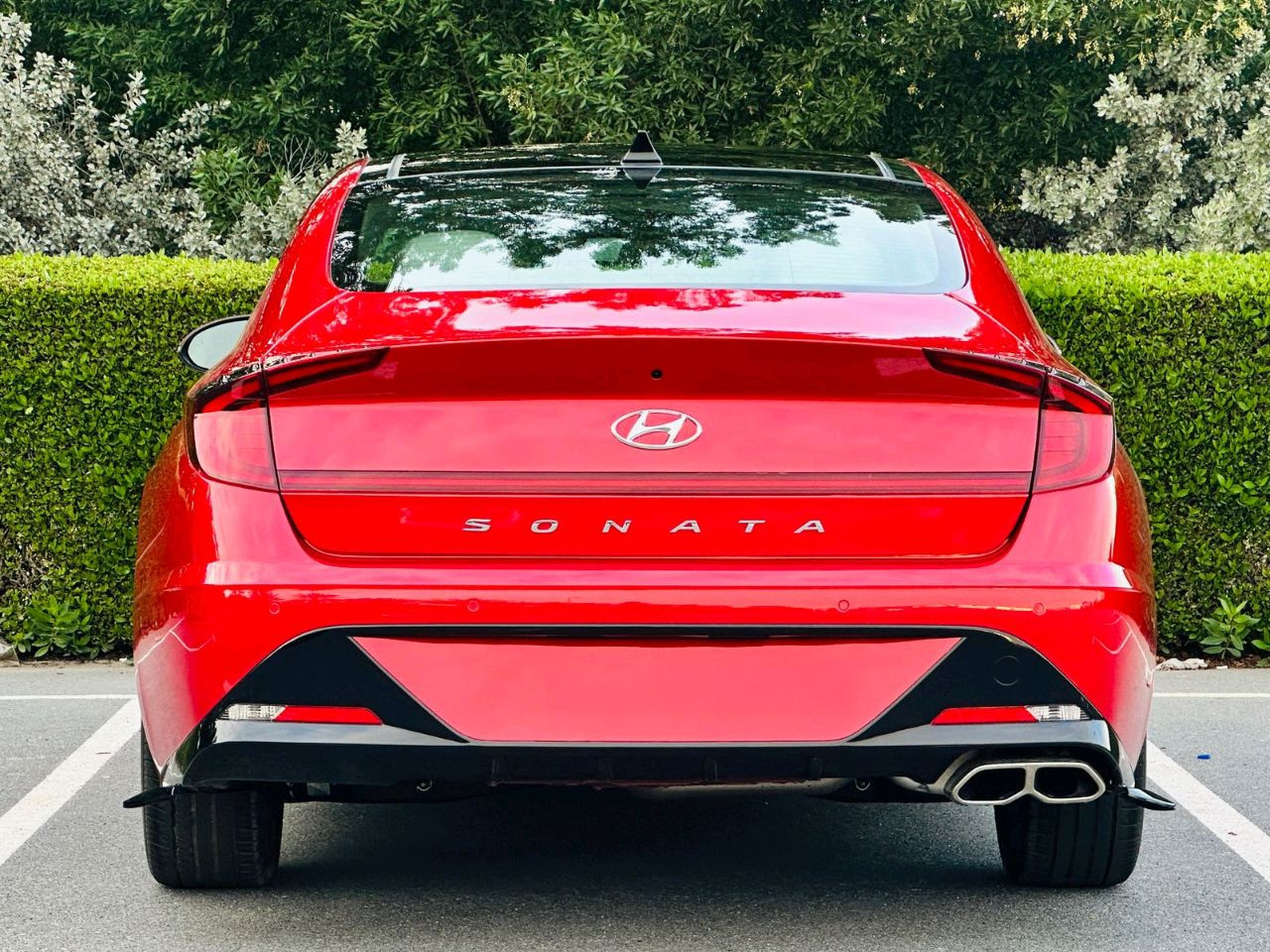 Hyundai Sonata - Image 10