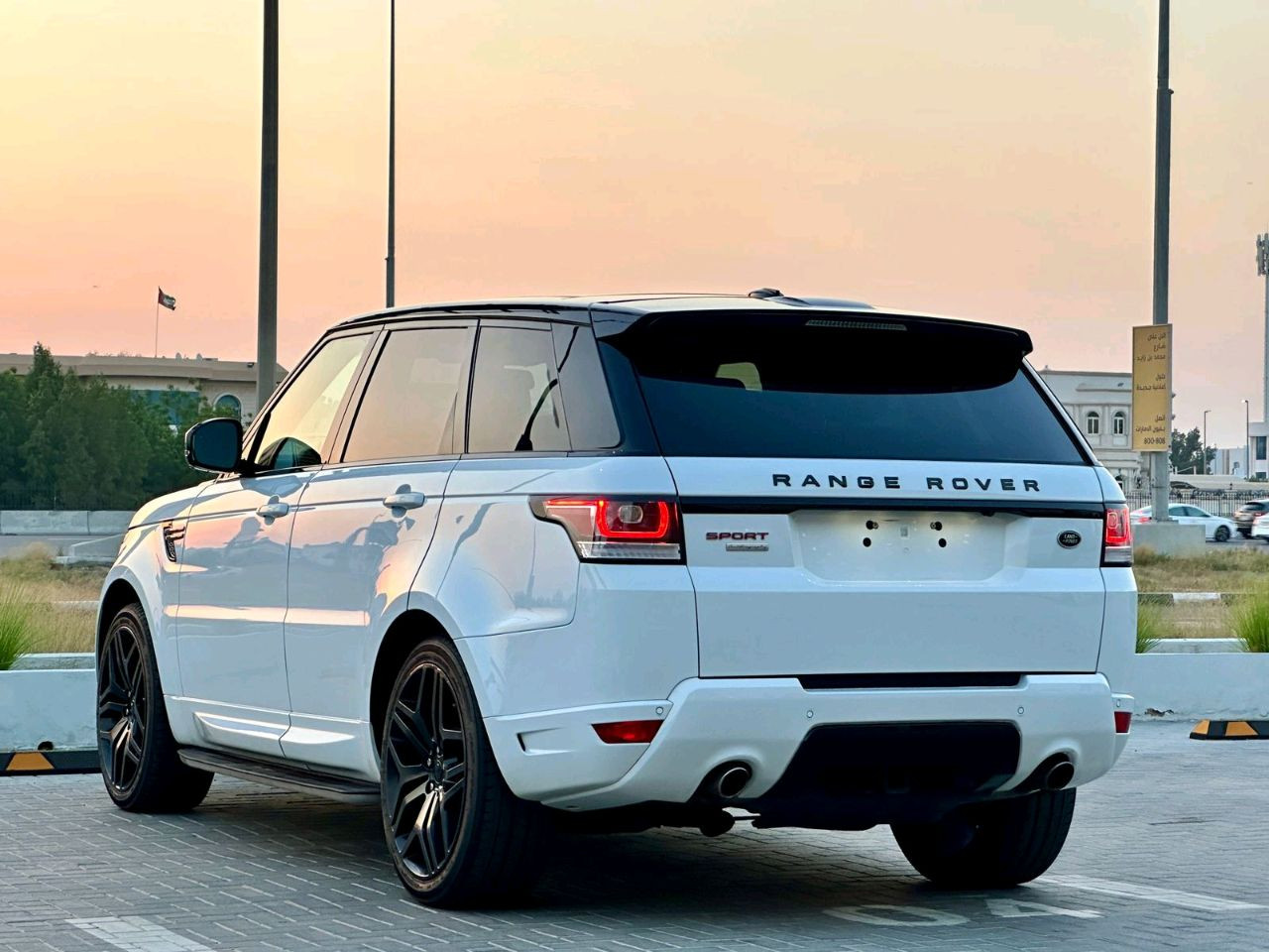 Range Rover Autobiography - Image 5