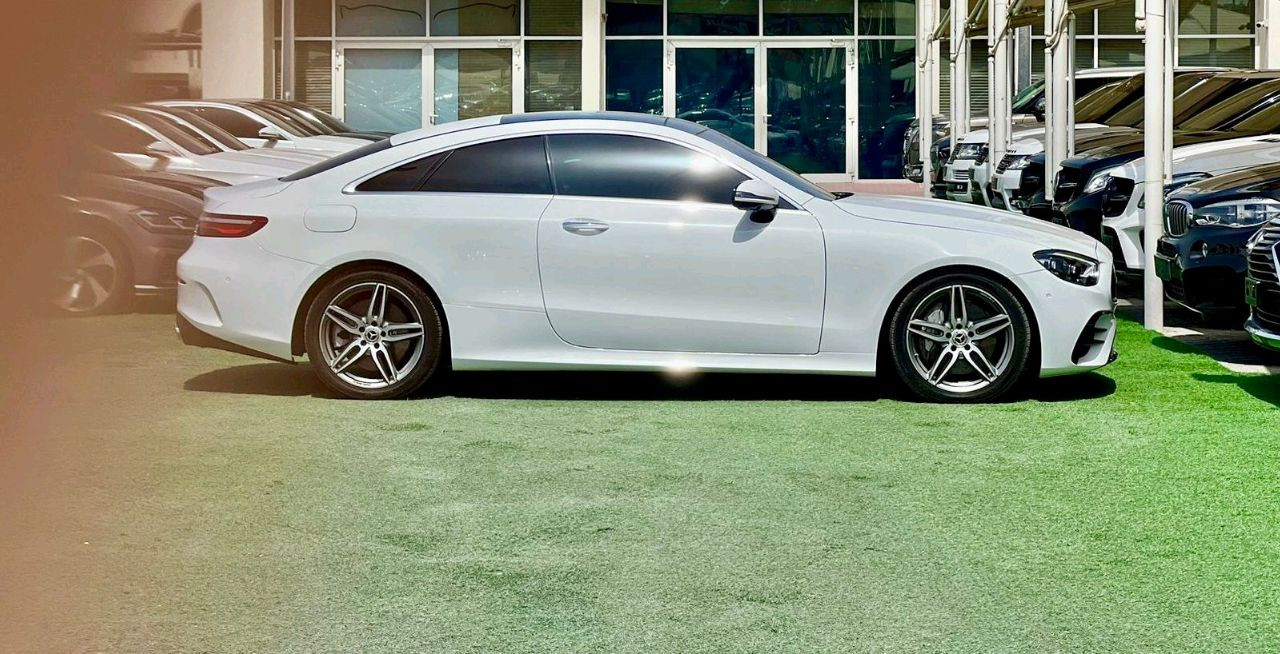 Mercedes Benz E-Class - Image 13