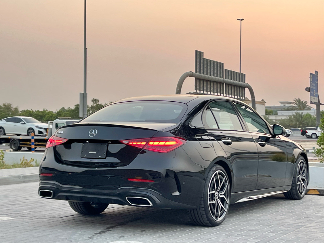 Mercedes Benz C-Class - Image 6