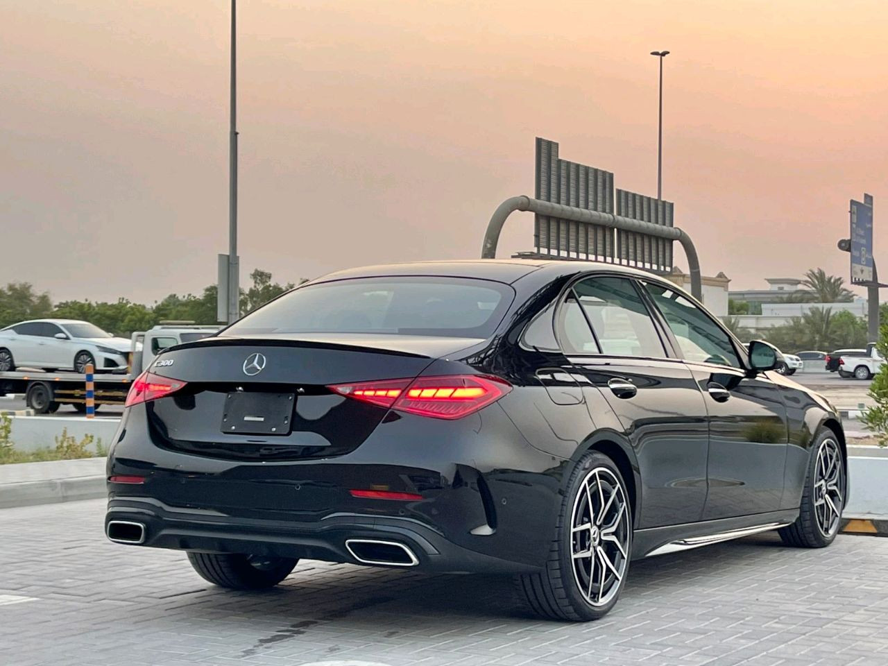 Mercedes Benz C-Class - Image 6