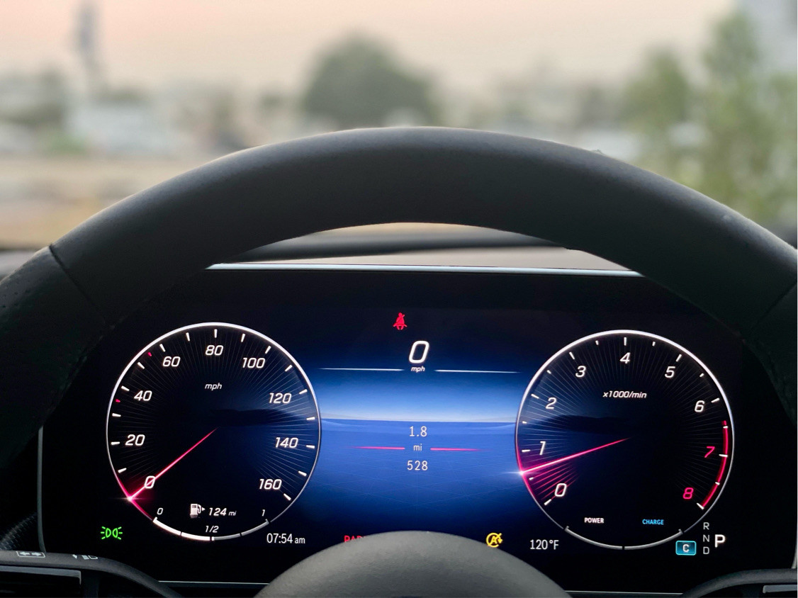 Mercedes Benz C-Class - Image 10