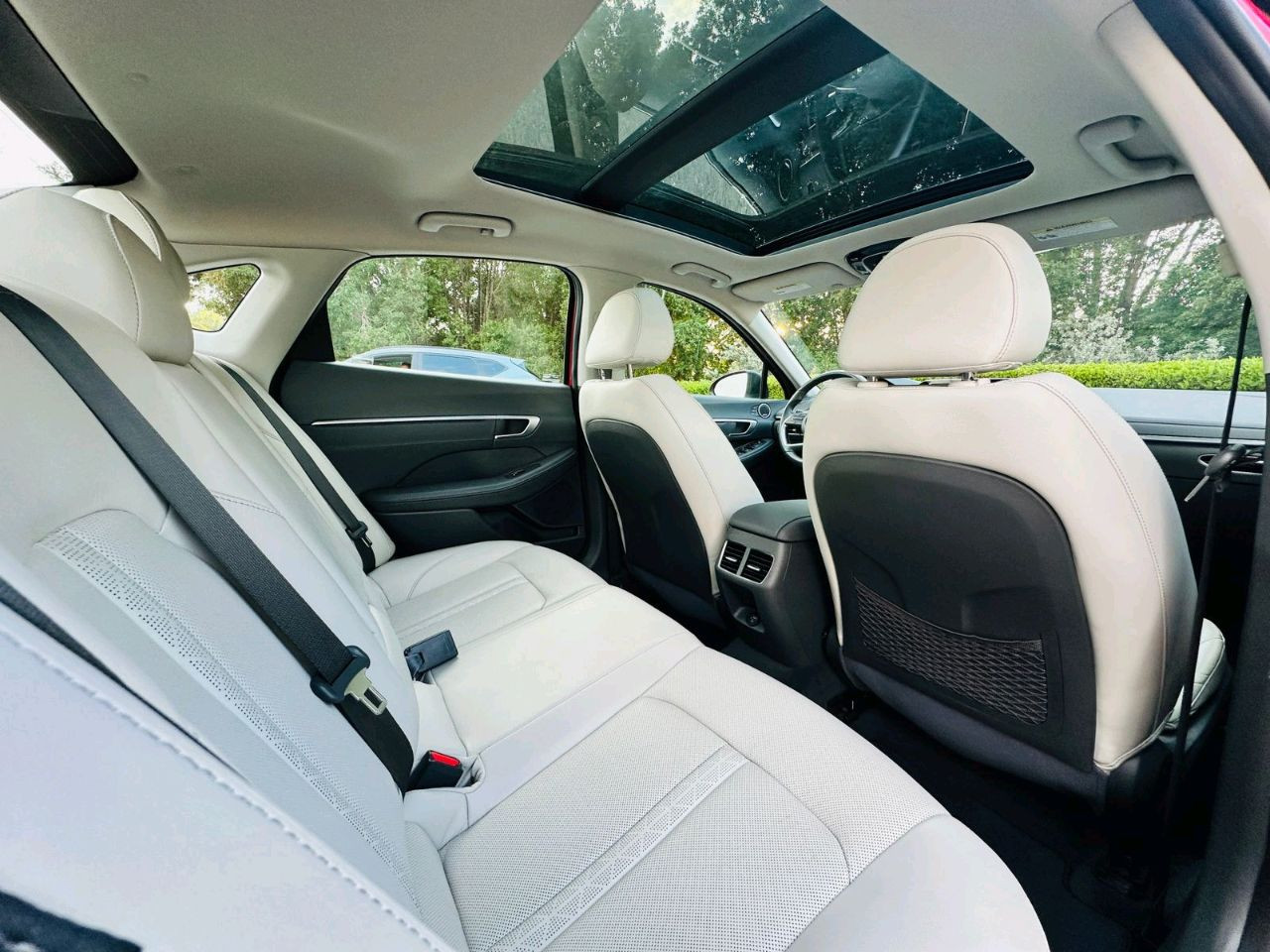 Hyundai Sonata - Image 7