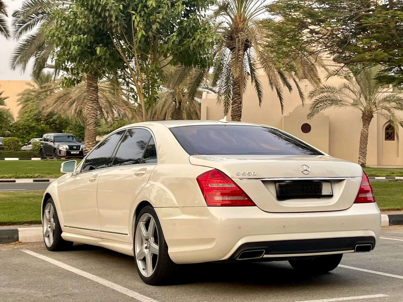 Mercedes Benz S-Class - Image 7