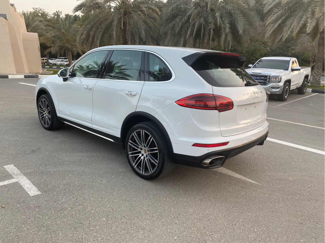 Porsche Cayenne - Image 6