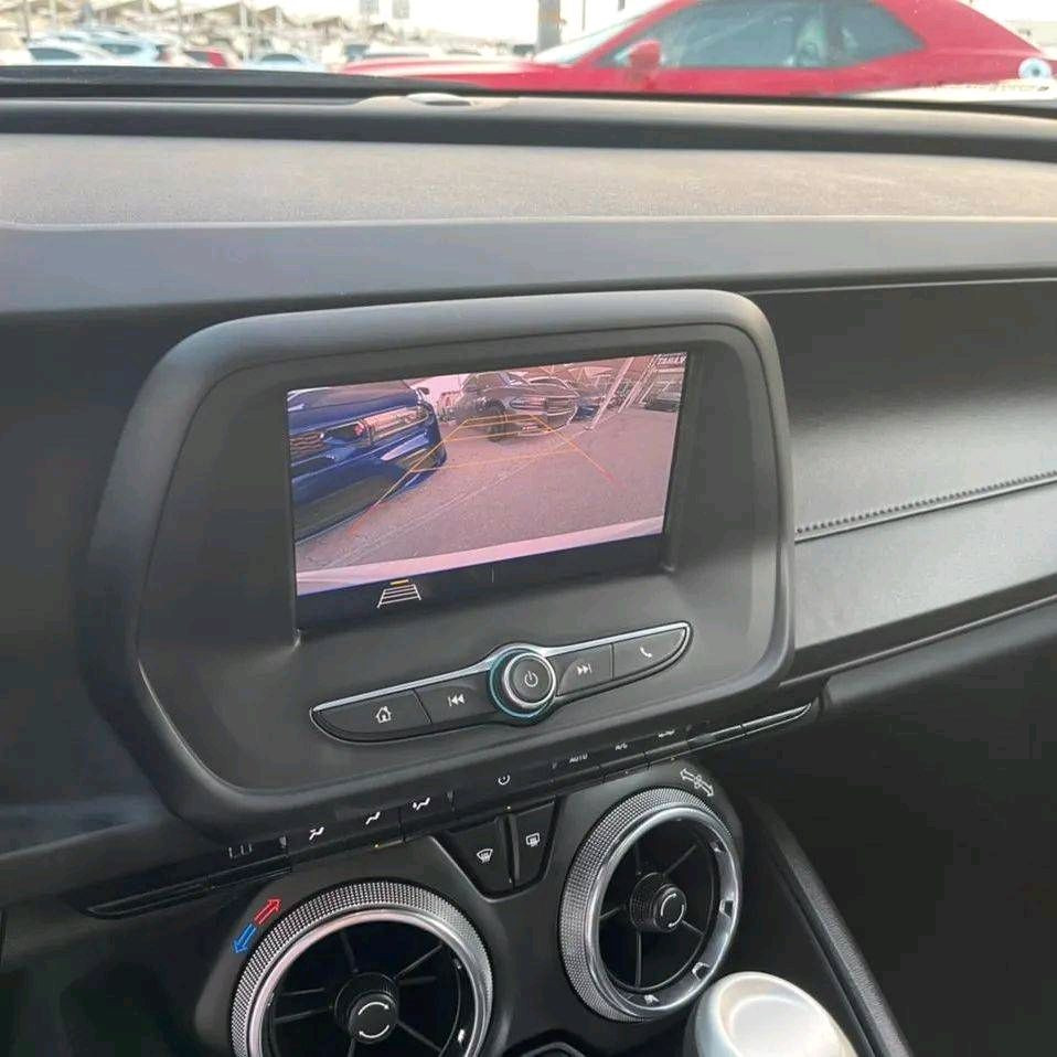 Chevrolet Camaro - Image 10