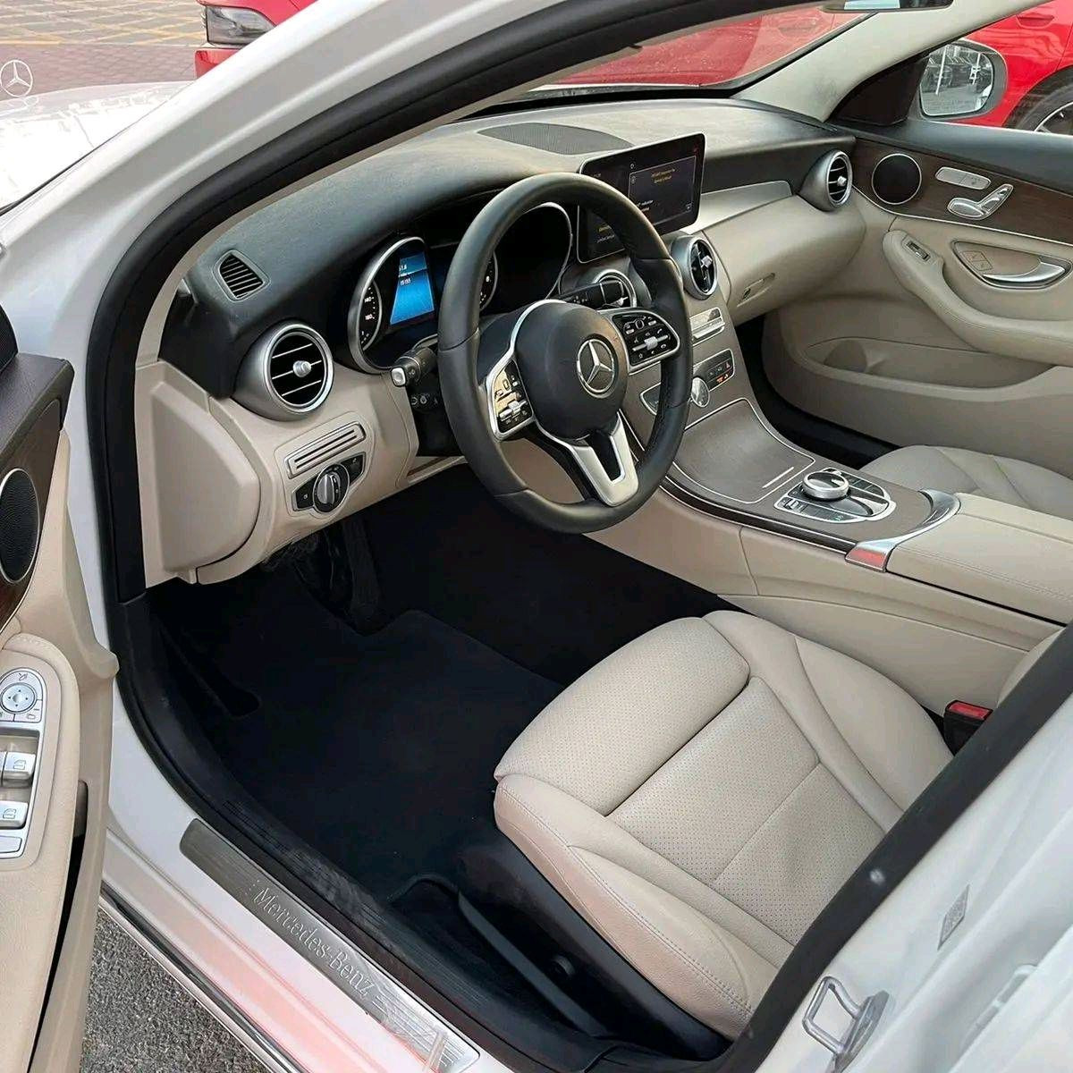 Mercedes Benz C-Class - Image 5