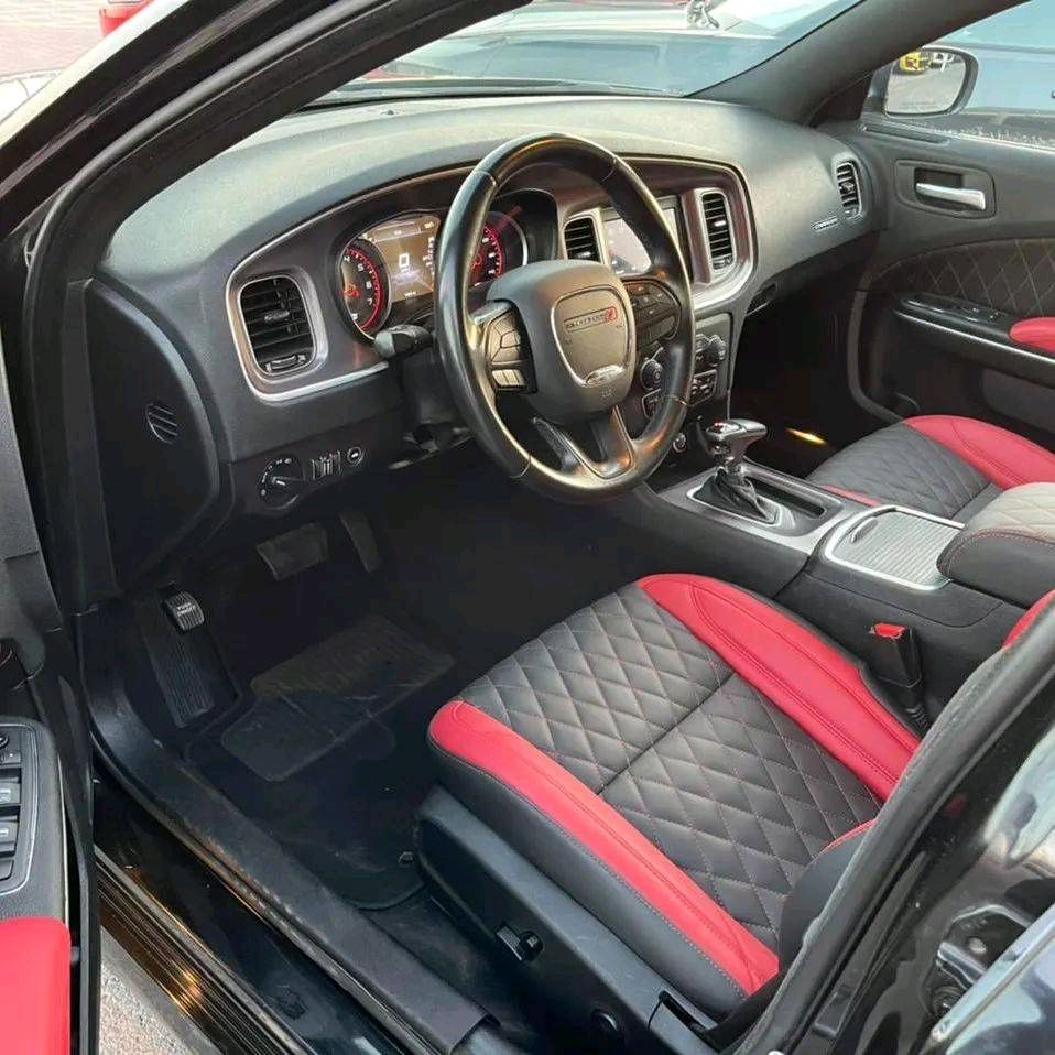 Dodge Charger - Image 4
