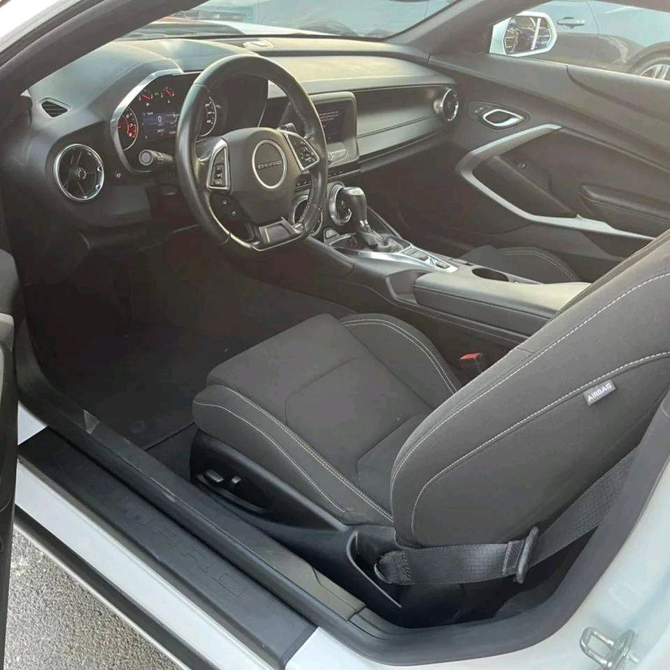 Chevrolet Camaro - Image 9