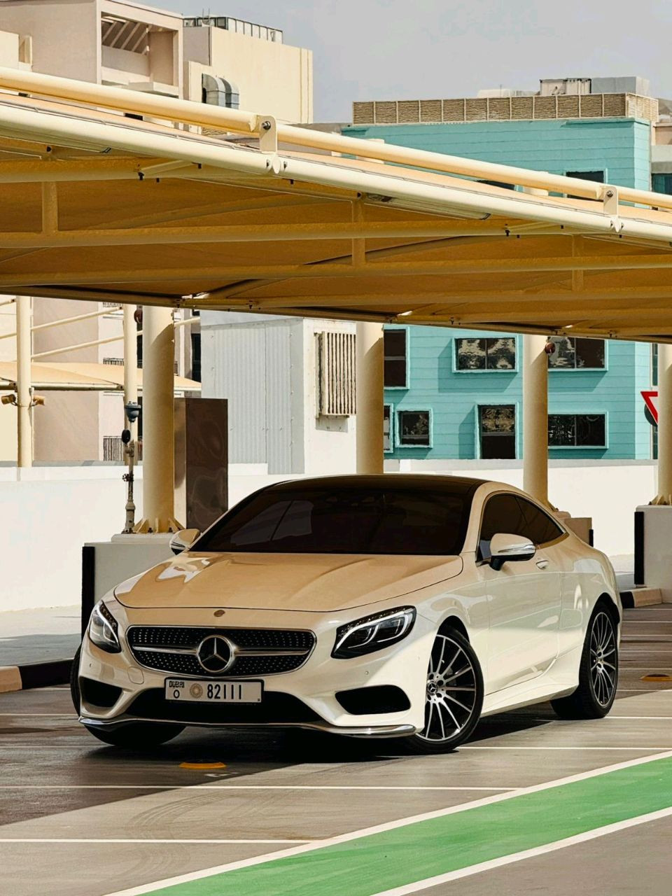 Mercedes Benz S-Class - Image 7