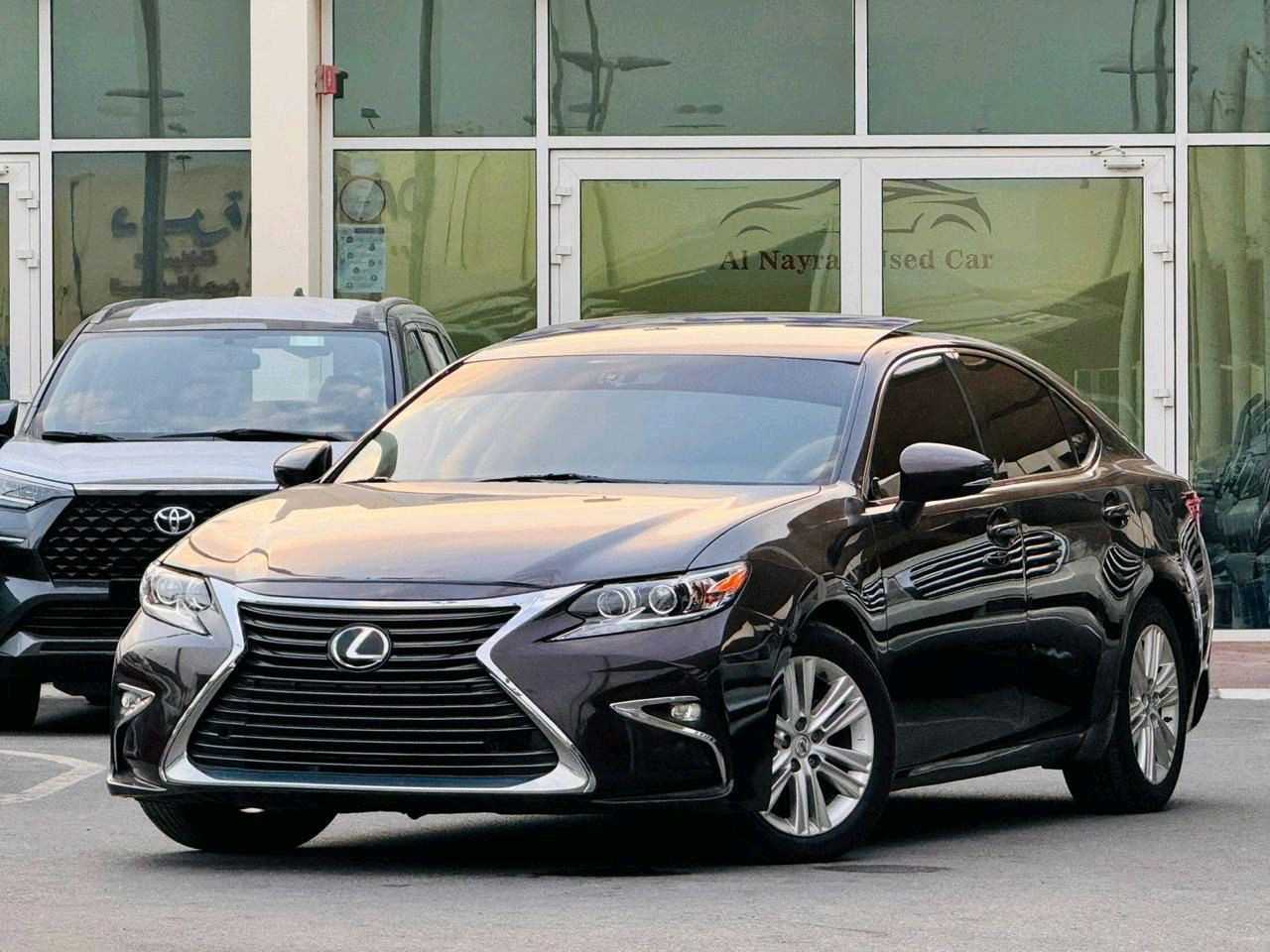 Lexus ES-Series - Image 3