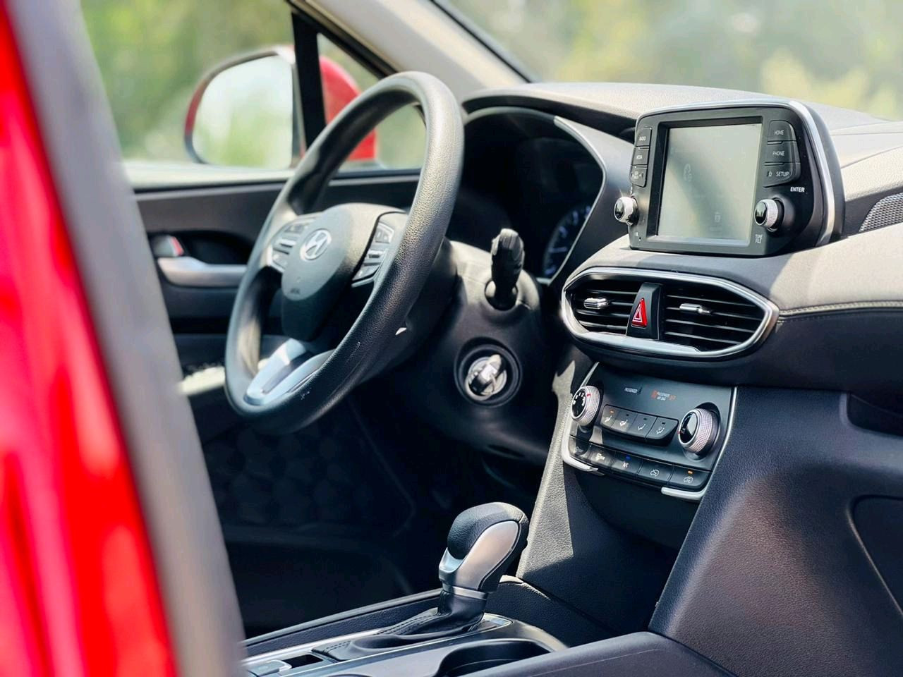 Hyundai Santa Fe - Image 10