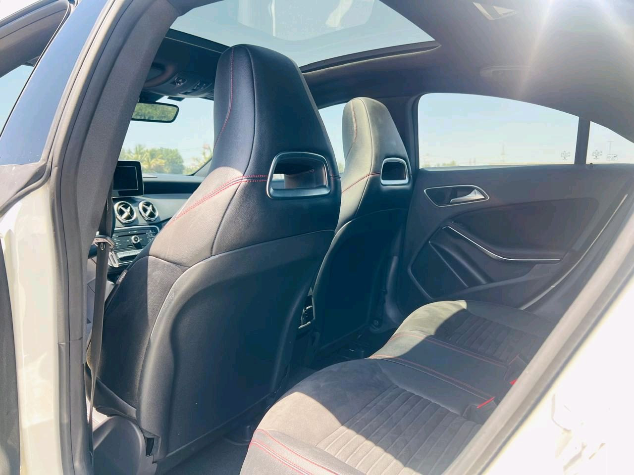 Mercedes Benz CLA - Image 3