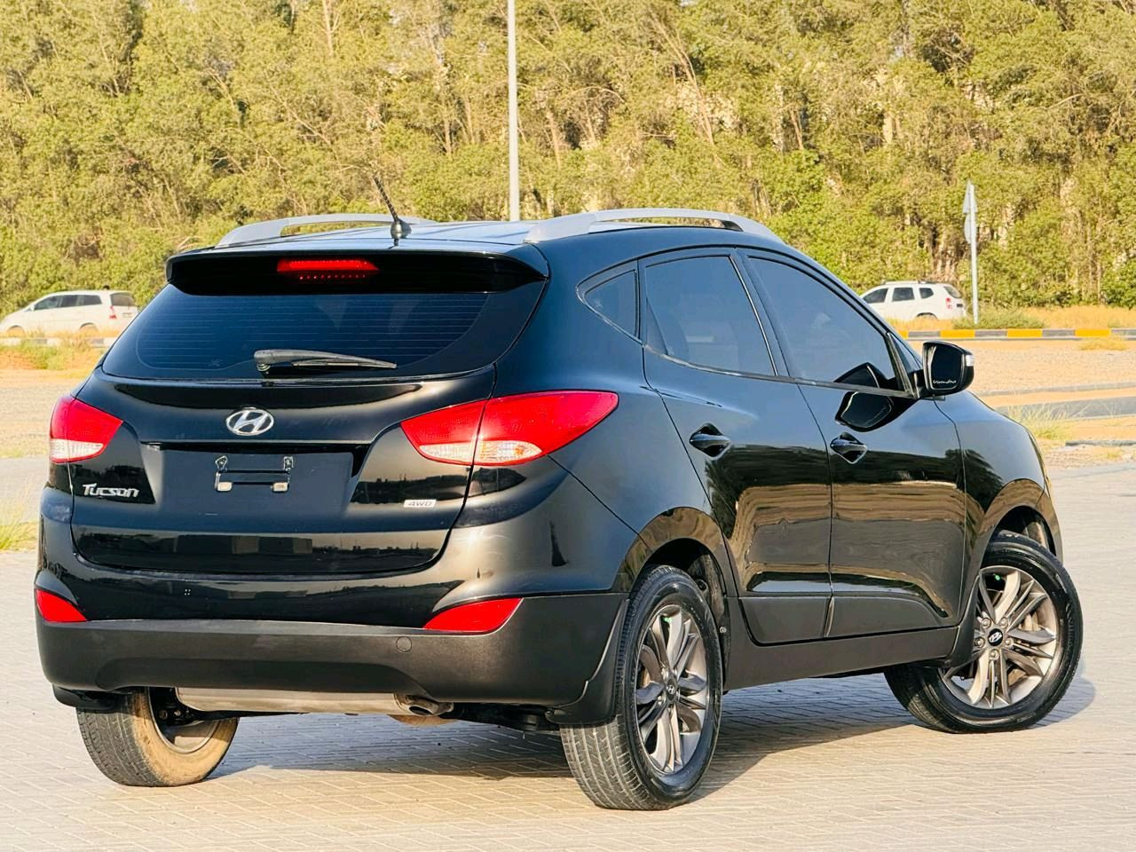 Hyundai Tucson - Image 10