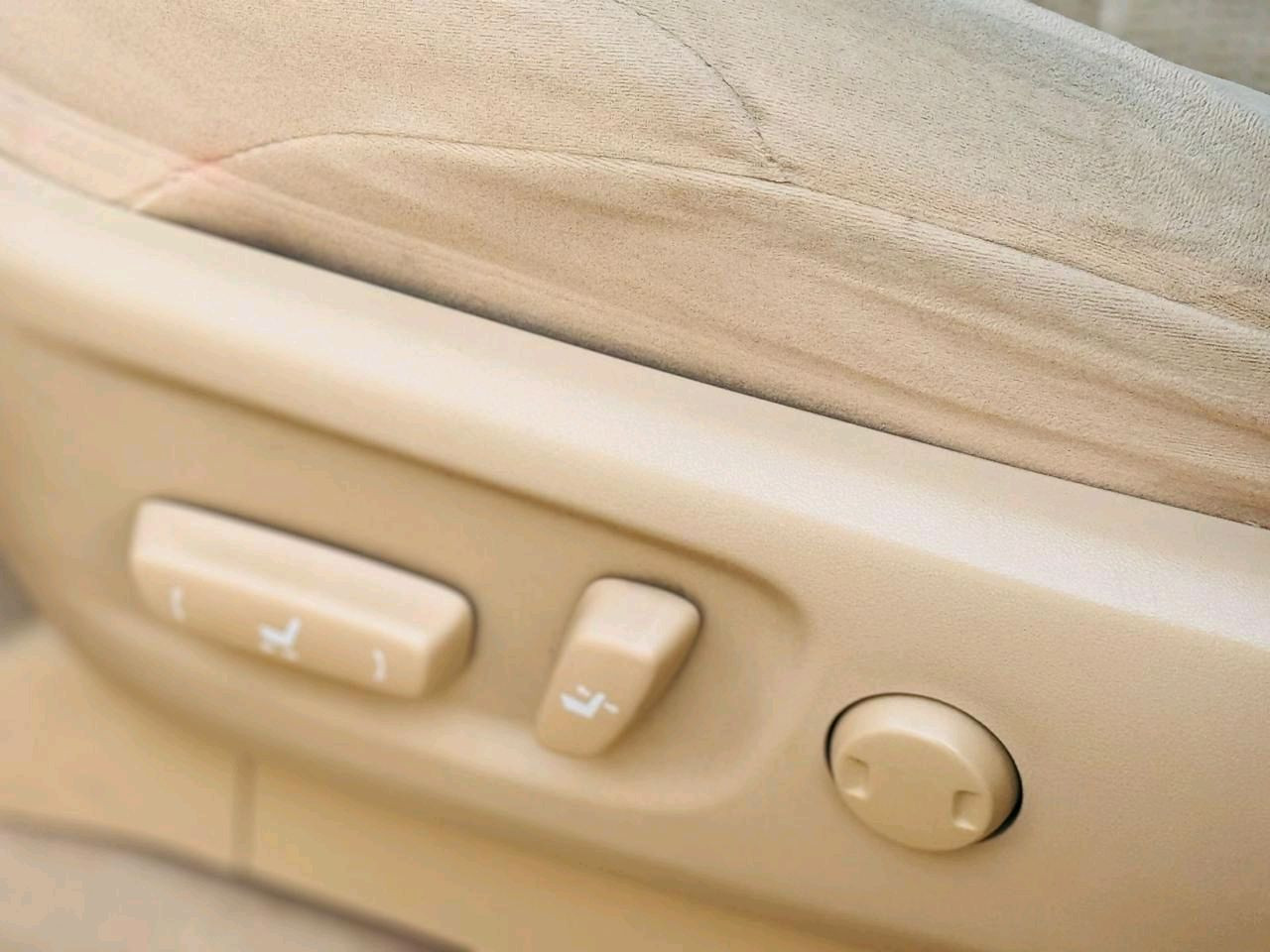 Toyota Prado - Image 10