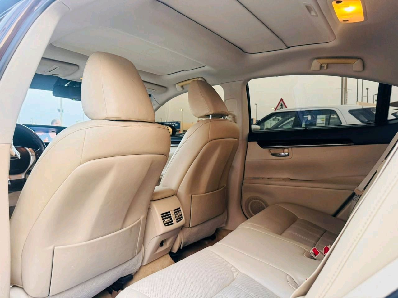 Lexus ES-Series - Image 5