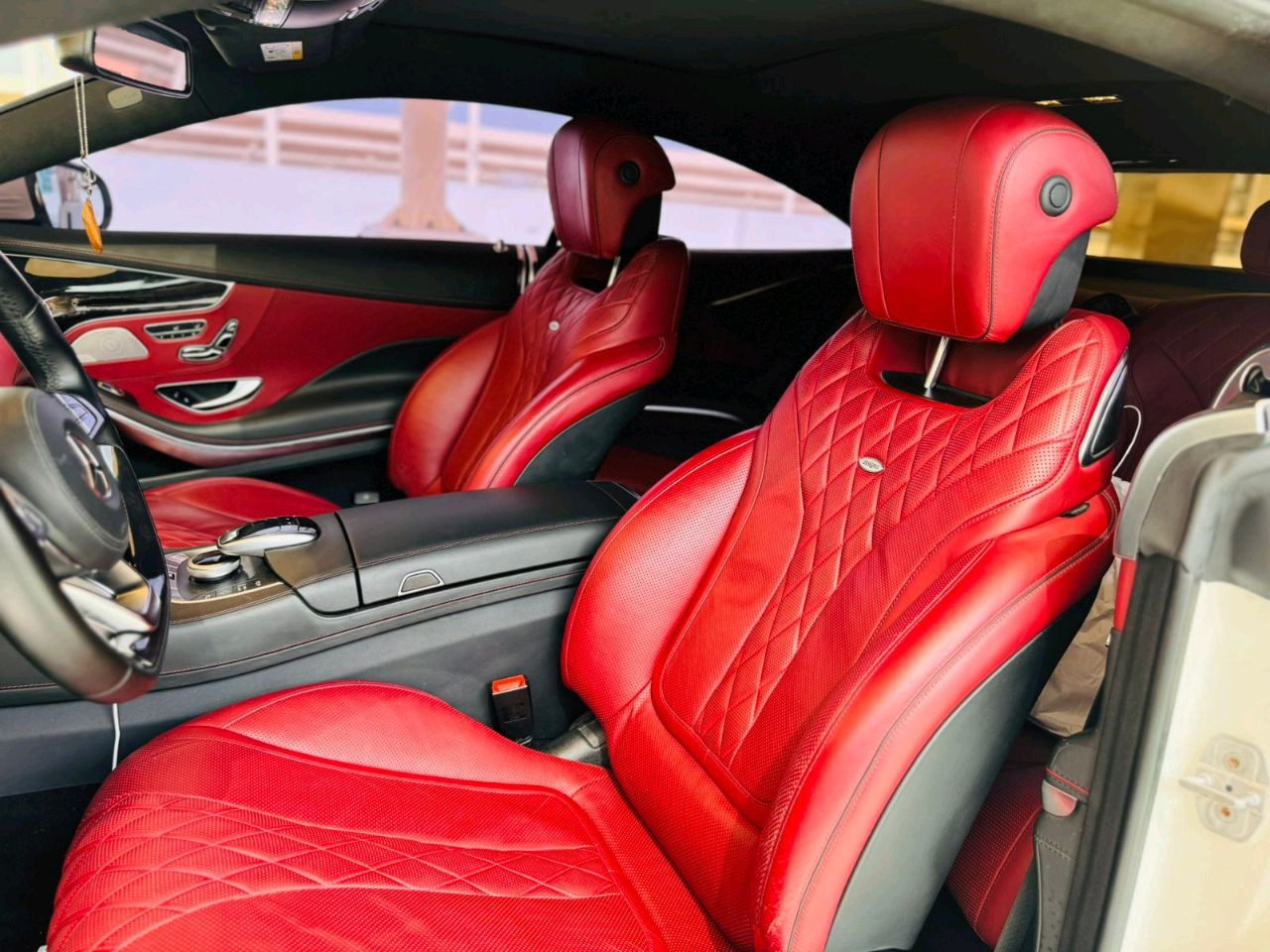 Mercedes Benz S-Class - Image 10