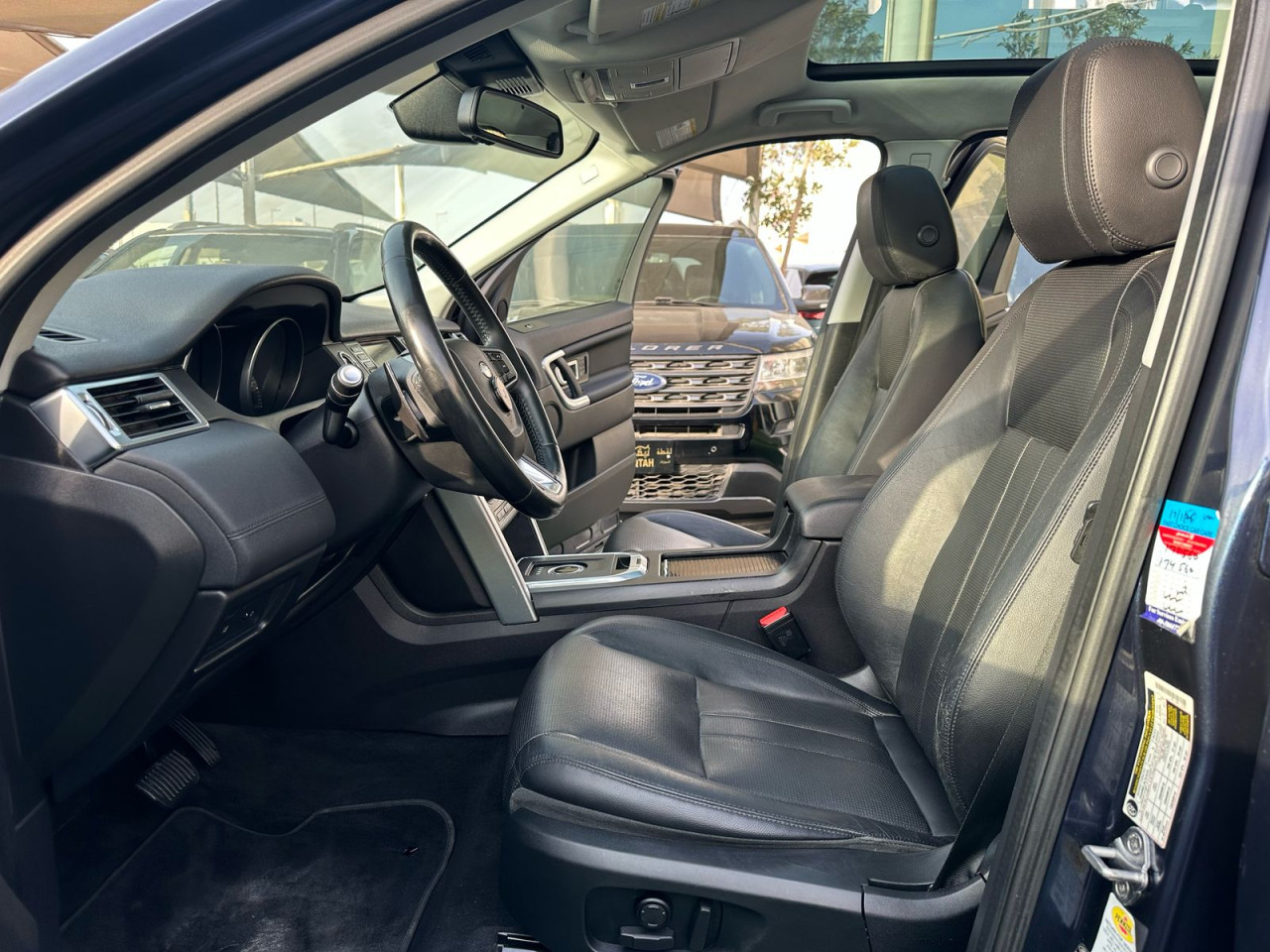 Land Rover Discovery - Image 10