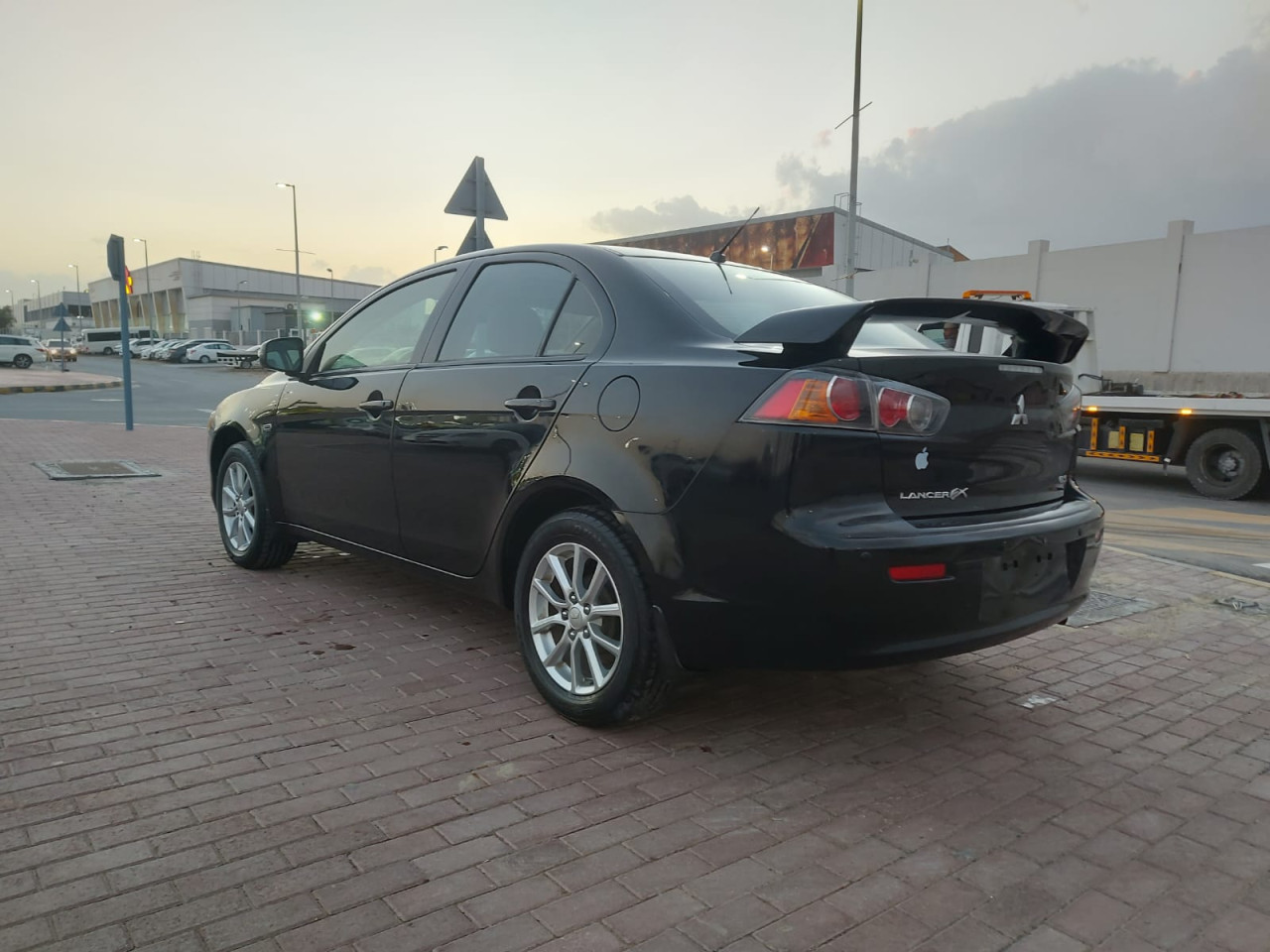 Mitsubishi Lancer - Image 6