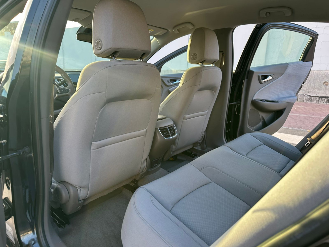 Chevrolet Malibu - Image 10
