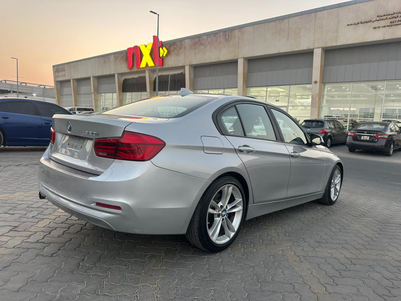 BMW 3-Series - Image 9