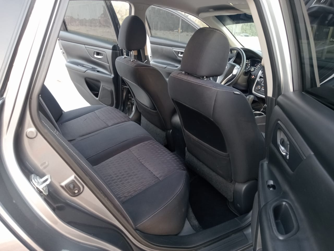 Nissan Altima - Image 9