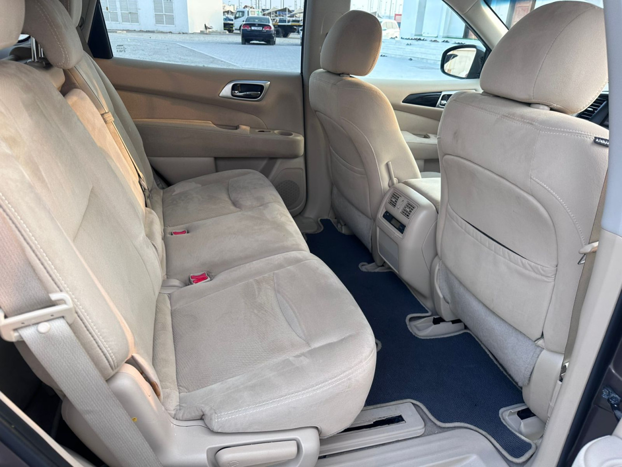 Nissan Pathfinder - Image 10