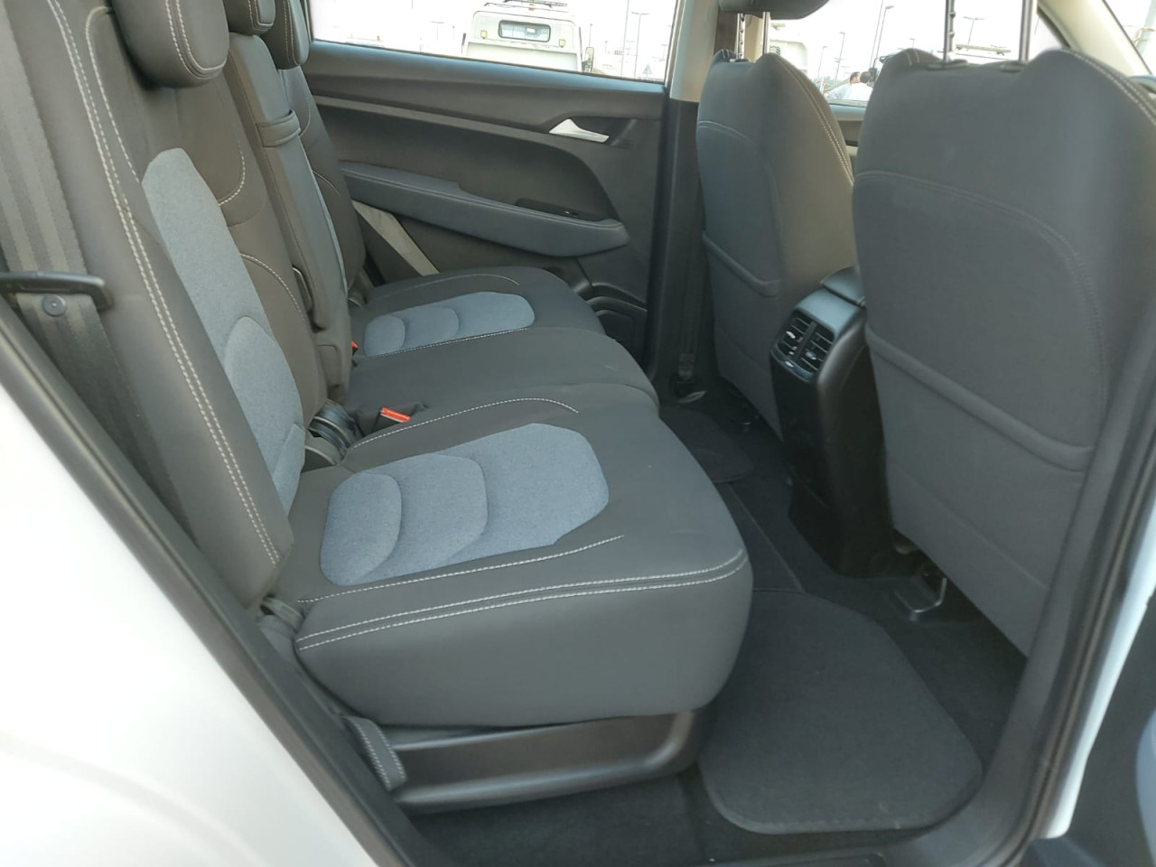 Chevrolet Captiva - Image 10