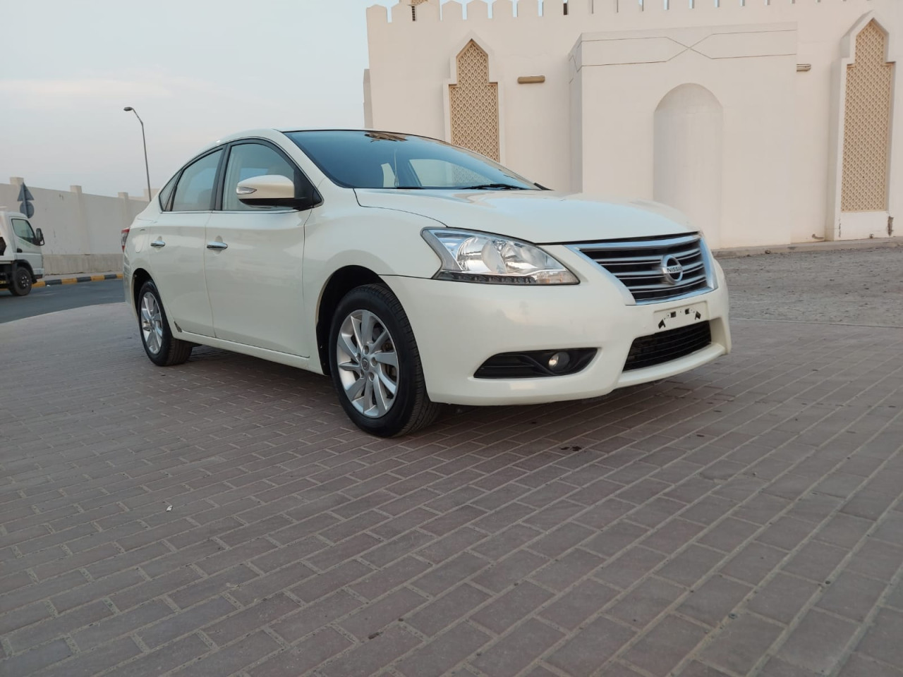 Nissan Sentra - Image 5