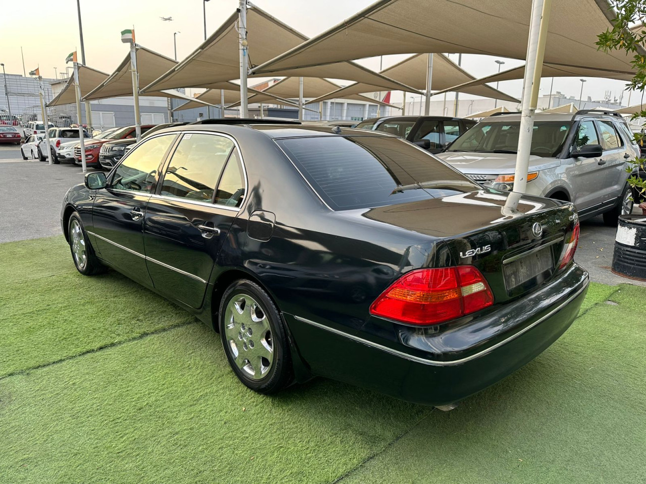 Lexus LS-Series - Image 6
