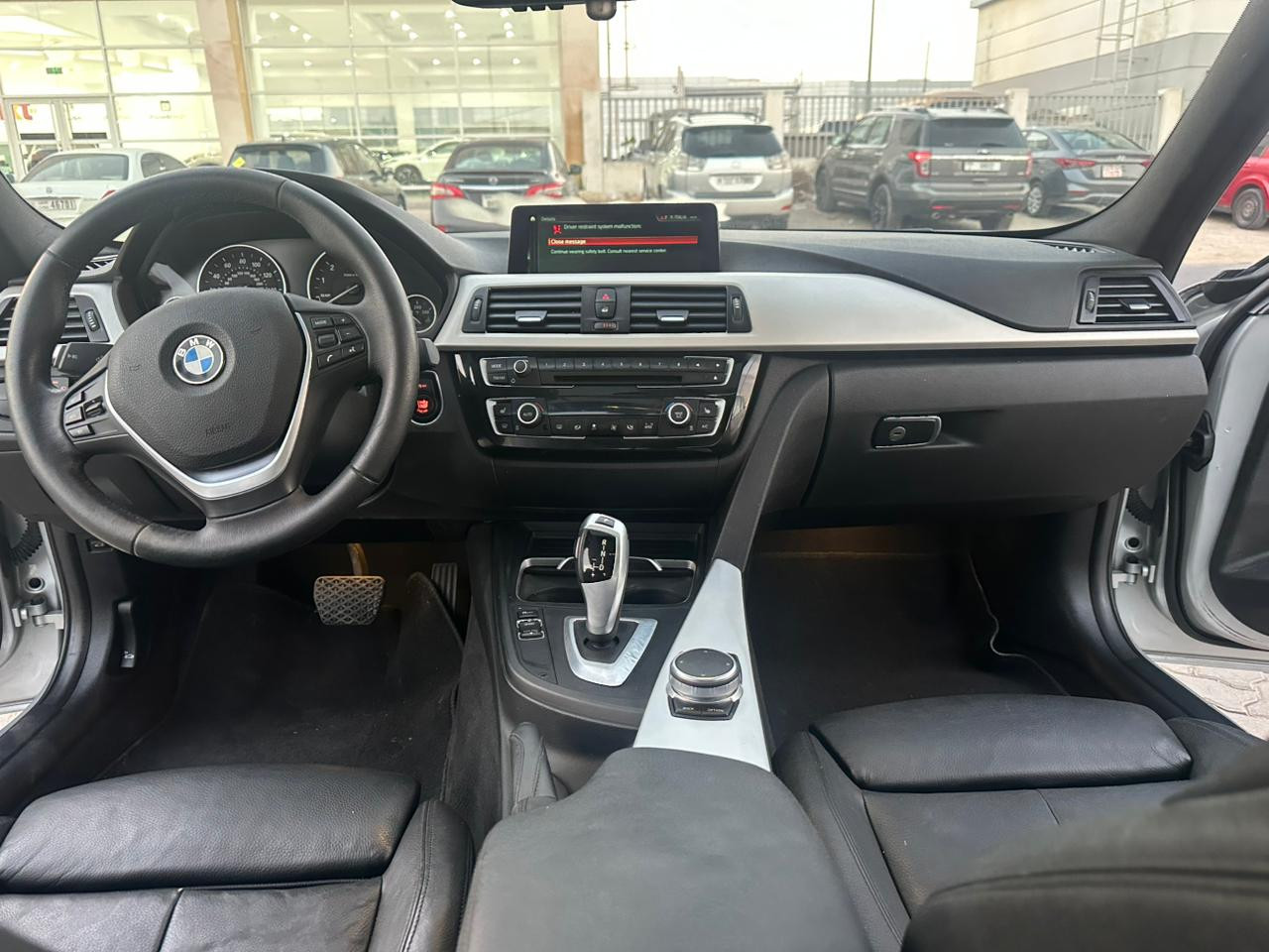 BMW 3-Series - Image 10